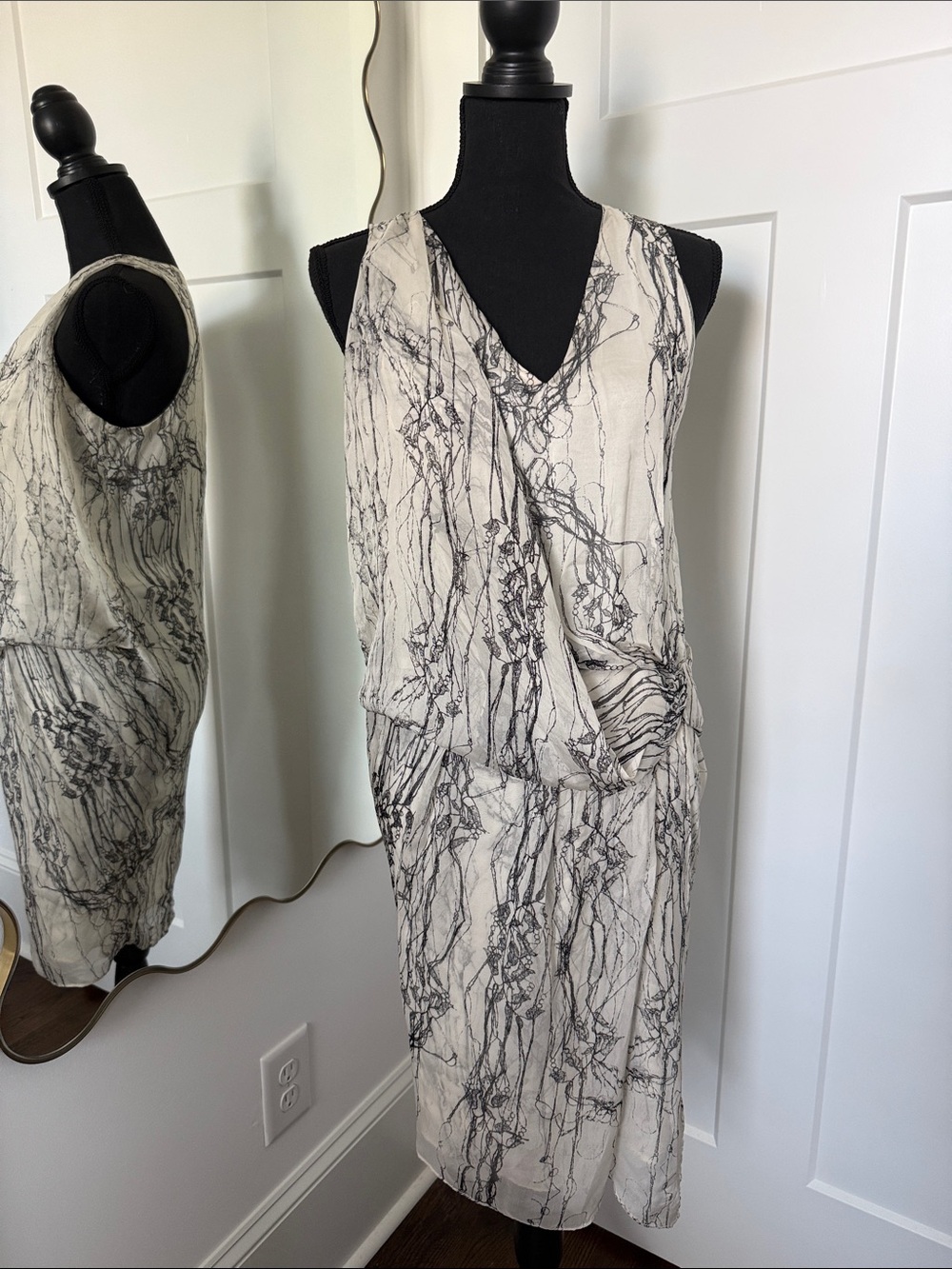Nue 1904 Silk V-Neck Marble Print Sleeveless Midi Dress in Cream and Black